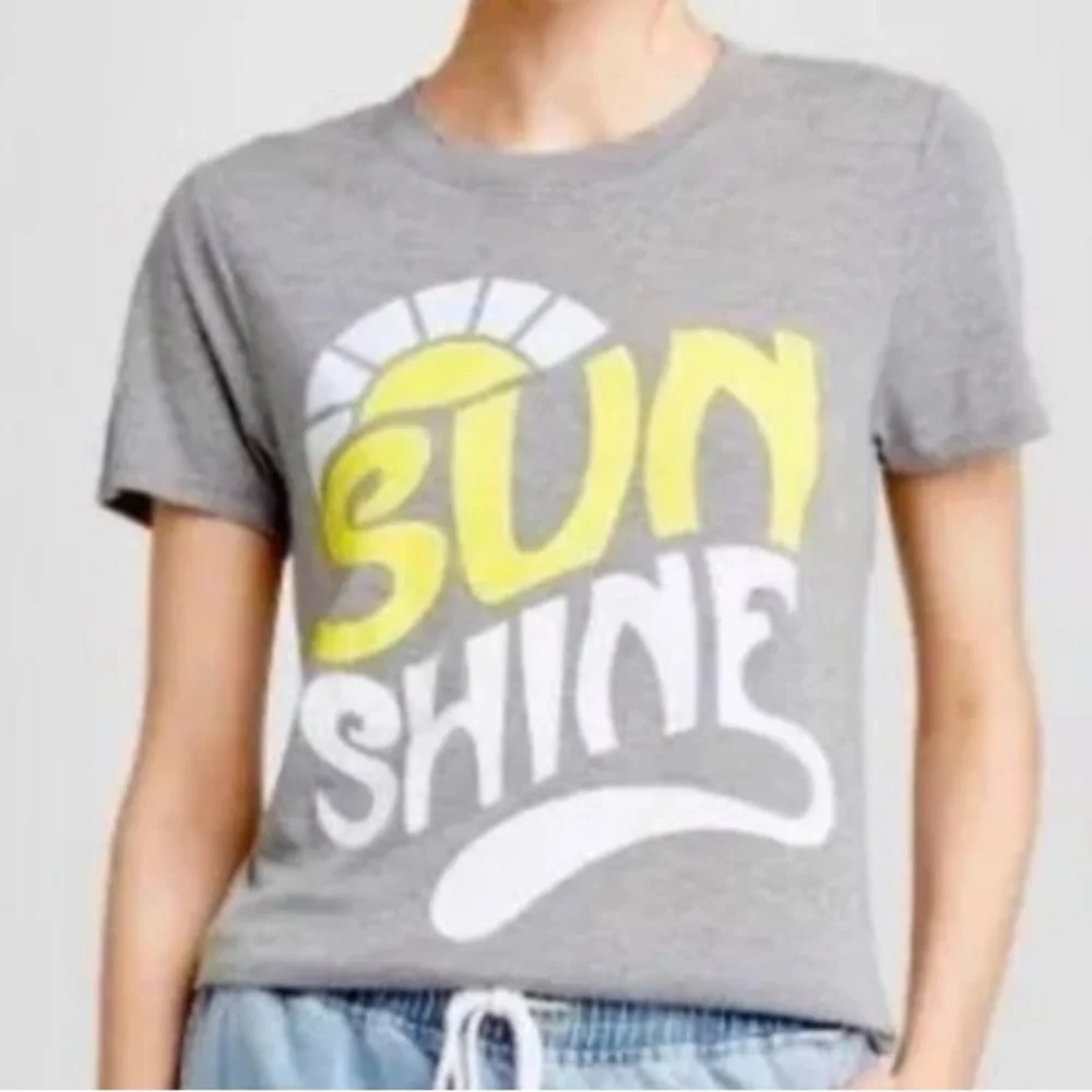 MODERN LUX Vintage-looking SUNSHINE Gray Babydoll T-shirt Top | SMALL | - Picture 1 of 3